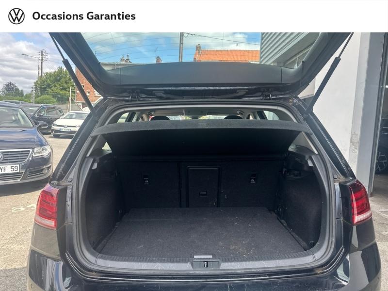 Voitures occasions VOLKSWAGEN GOLF IQ.Drive Villeneuve-d'Ascq