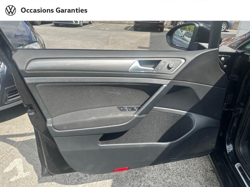 Voitures occasions VOLKSWAGEN GOLF IQ.Drive Dechy
