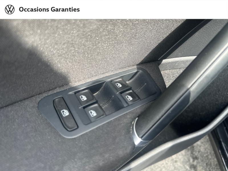 Voitures occasions VOLKSWAGEN GOLF IQ.Drive Villeneuve-d'Ascq
