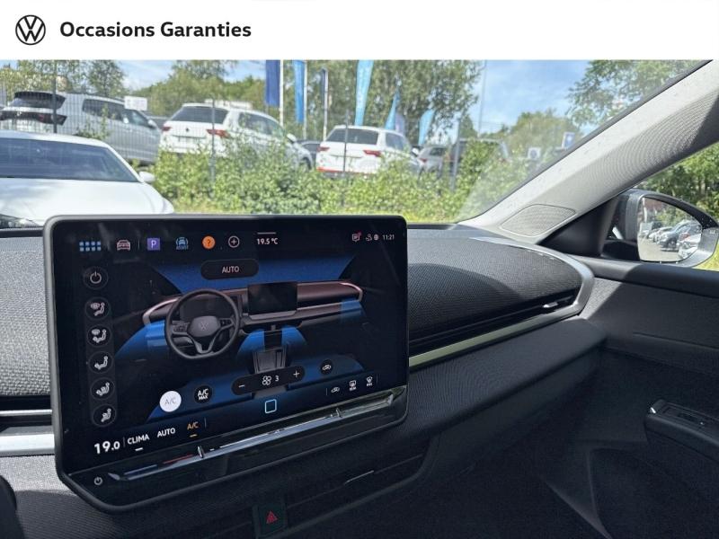 Voitures occasions VOLKSWAGEN T-ROC Life Villeneuve-d'Ascq