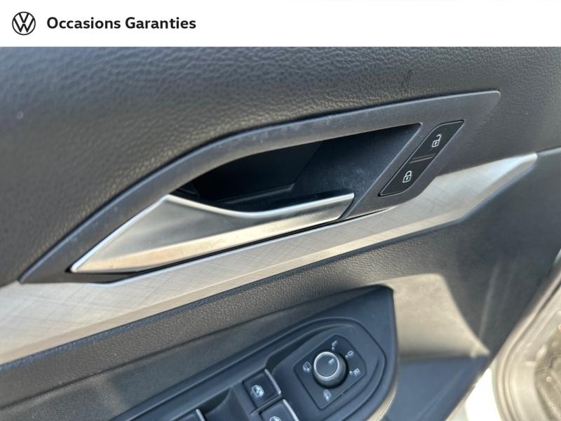 Voitures occasions VOLKSWAGEN GOLF Life Business Villeneuve-d'Ascq