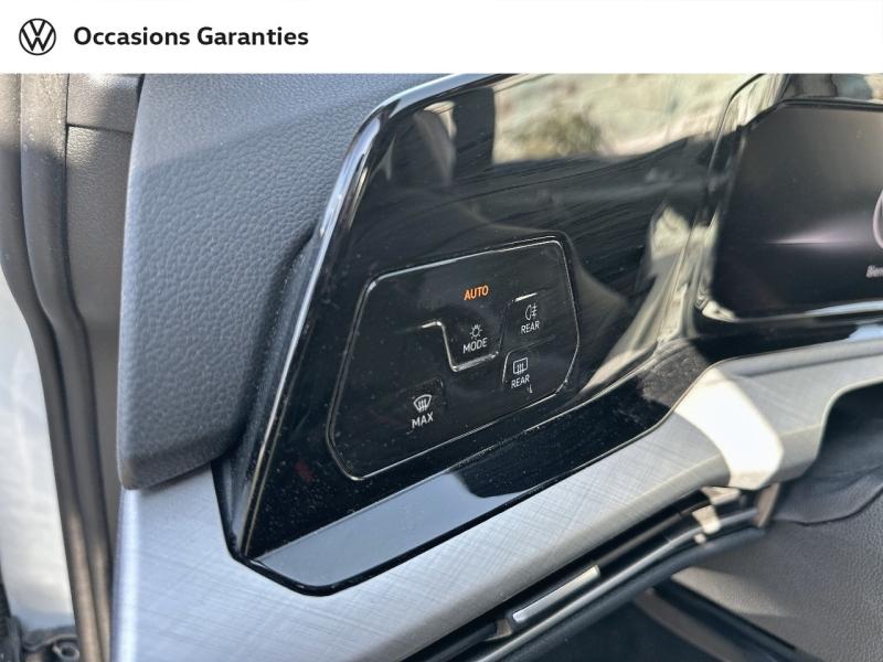 Voitures occasions VOLKSWAGEN GOLF Life Business Villeneuve-d'Ascq