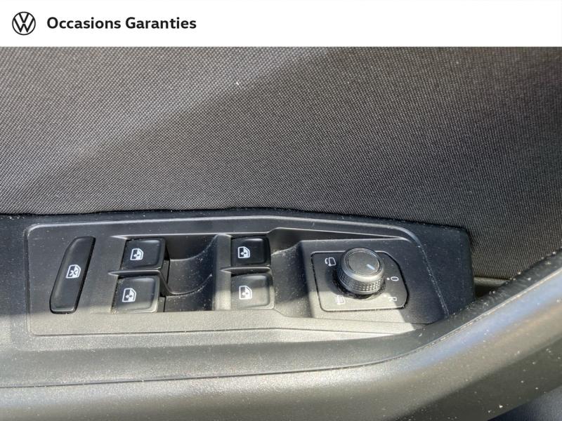 Voitures occasions VOLKSWAGEN T-ROC Life Plus Villeneuve-d'Ascq