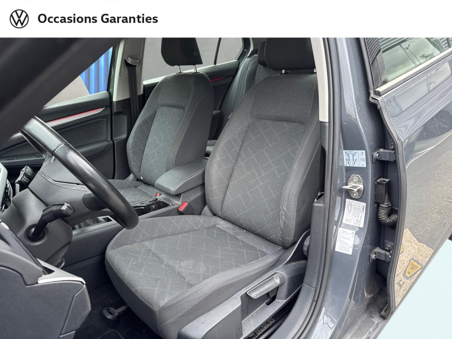 Voitures occasions VOLKSWAGEN GOLF Life Plus Villeneuve-d'Ascq