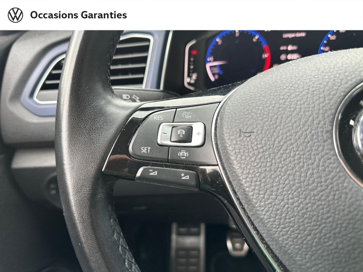Voitures occasions VOLKSWAGEN T-ROC United Lens