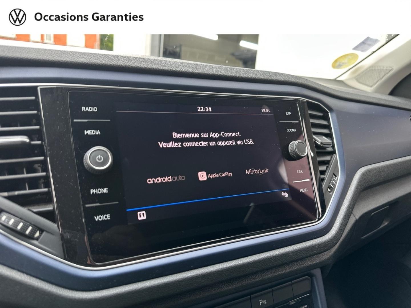 Voitures occasions VOLKSWAGEN T-ROC United Lens