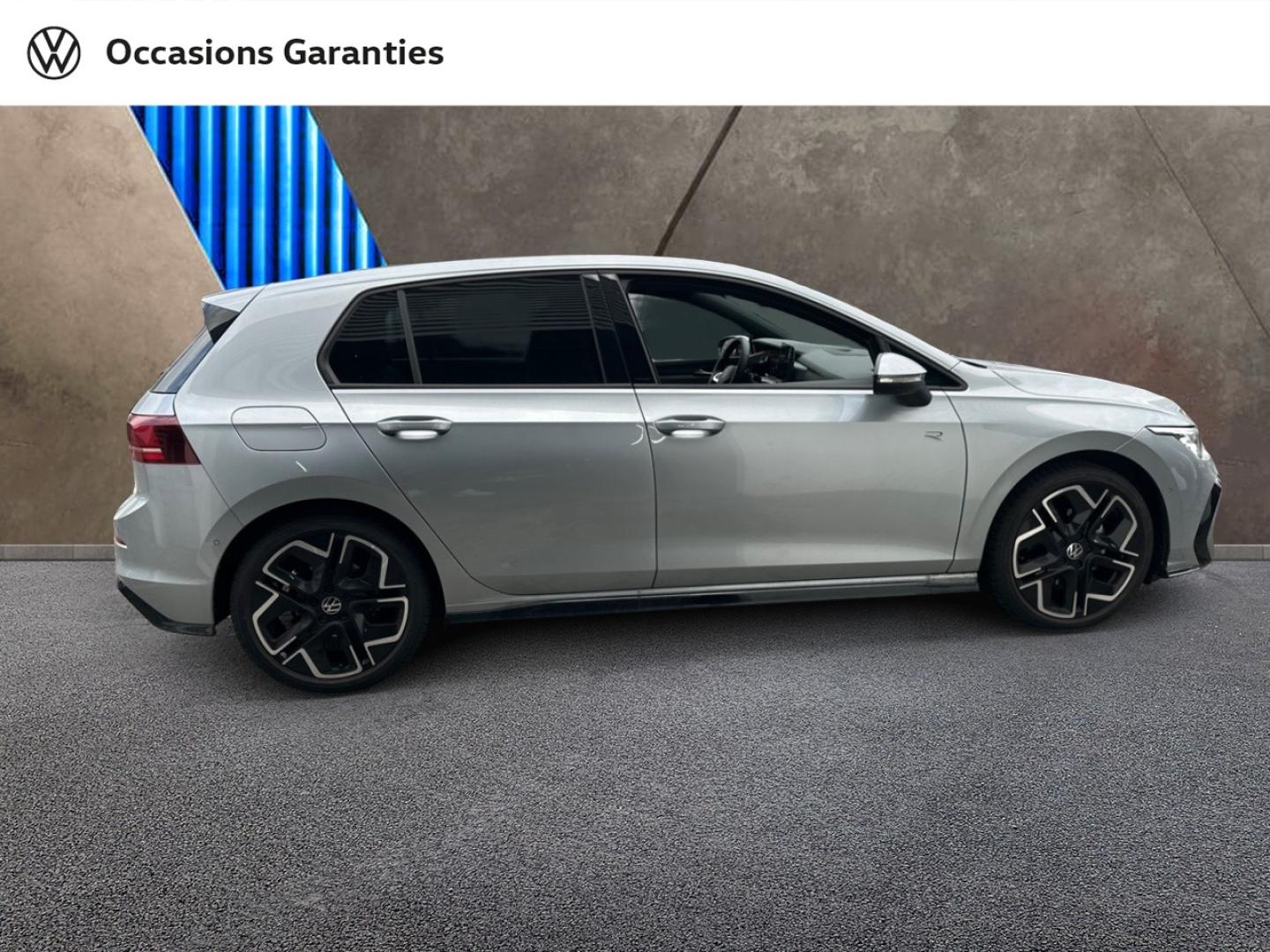 Voitures occasions VOLKSWAGEN GOLF R-Line Edition Lens