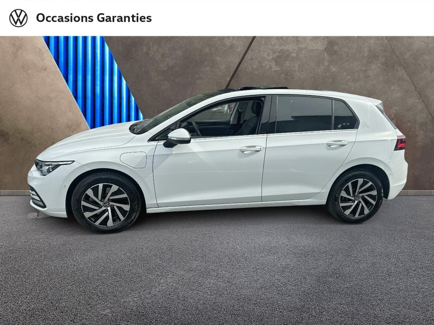 Voitures occasions VOLKSWAGEN GOLF Style Villeneuve-d'Ascq