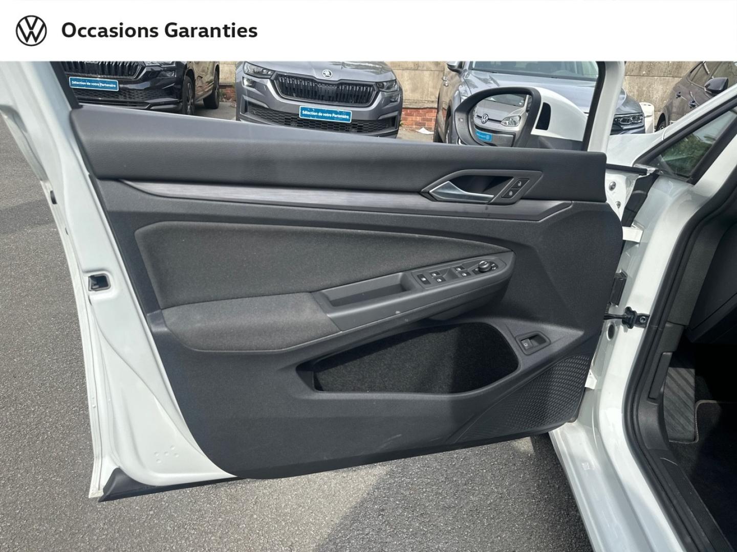 Voitures occasions VOLKSWAGEN GOLF Style Villeneuve-d'Ascq