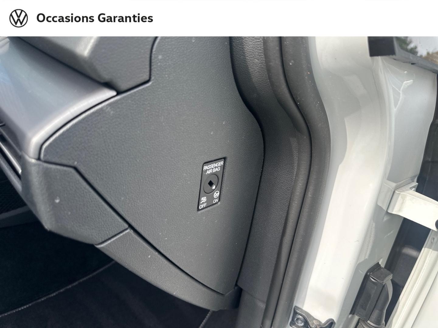 Voitures occasions VOLKSWAGEN GOLF Style Lens