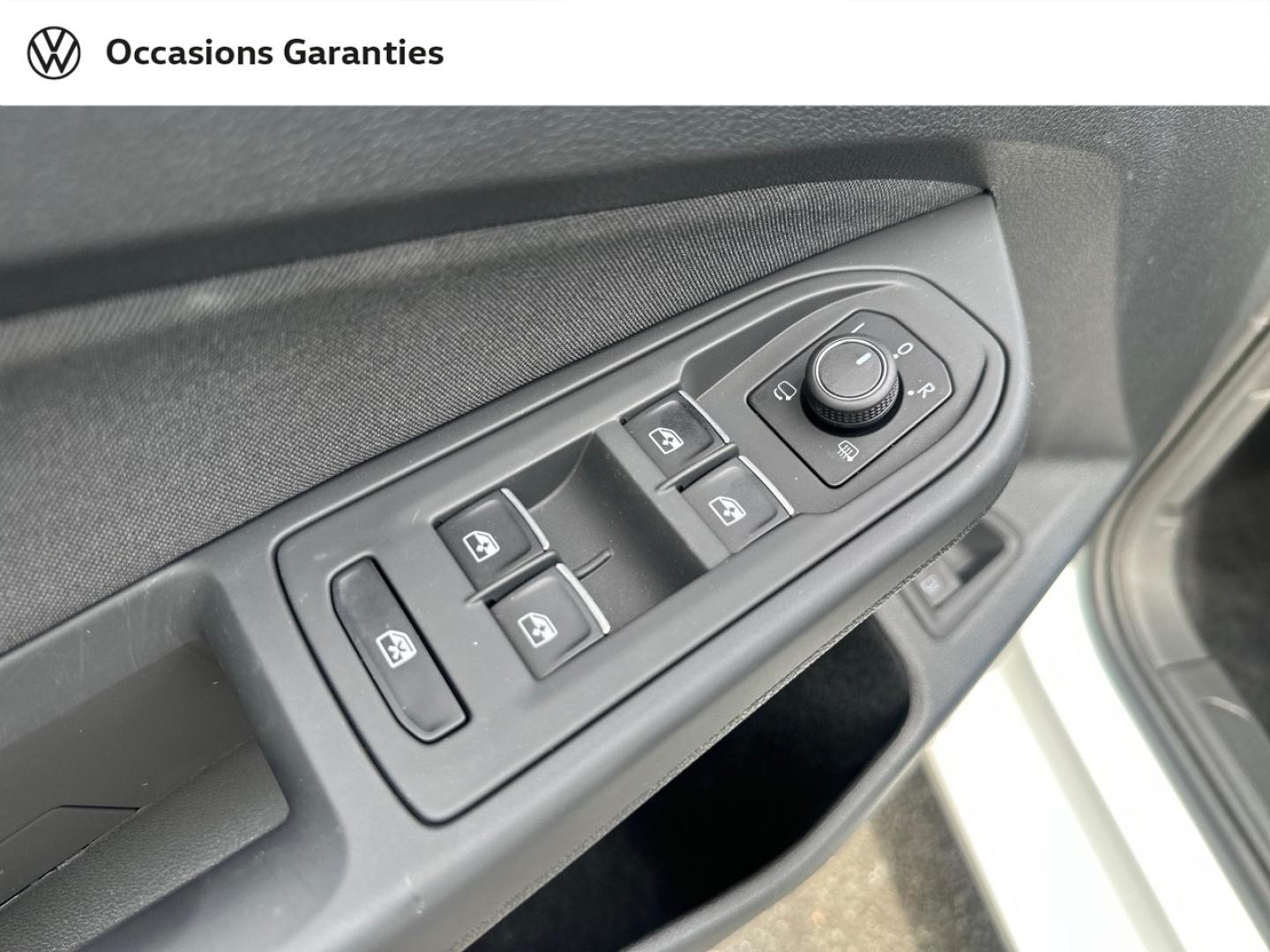 Voitures occasions VOLKSWAGEN GOLF Style Lens