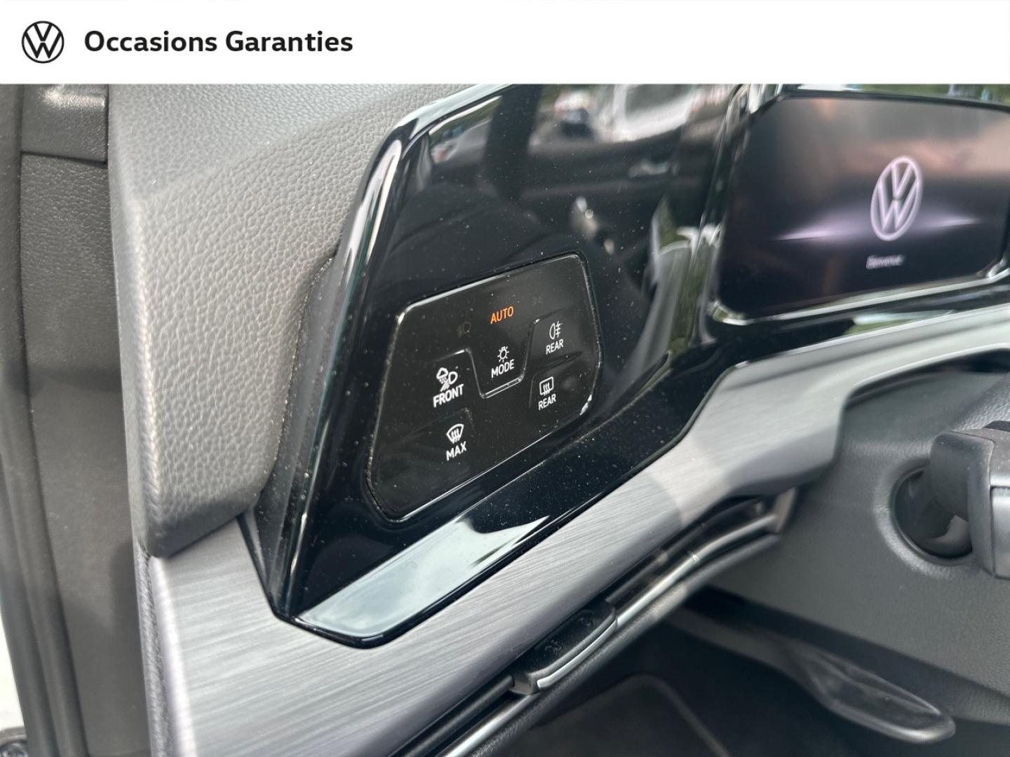 Voitures occasions VOLKSWAGEN GOLF Style Villeneuve-d'Ascq