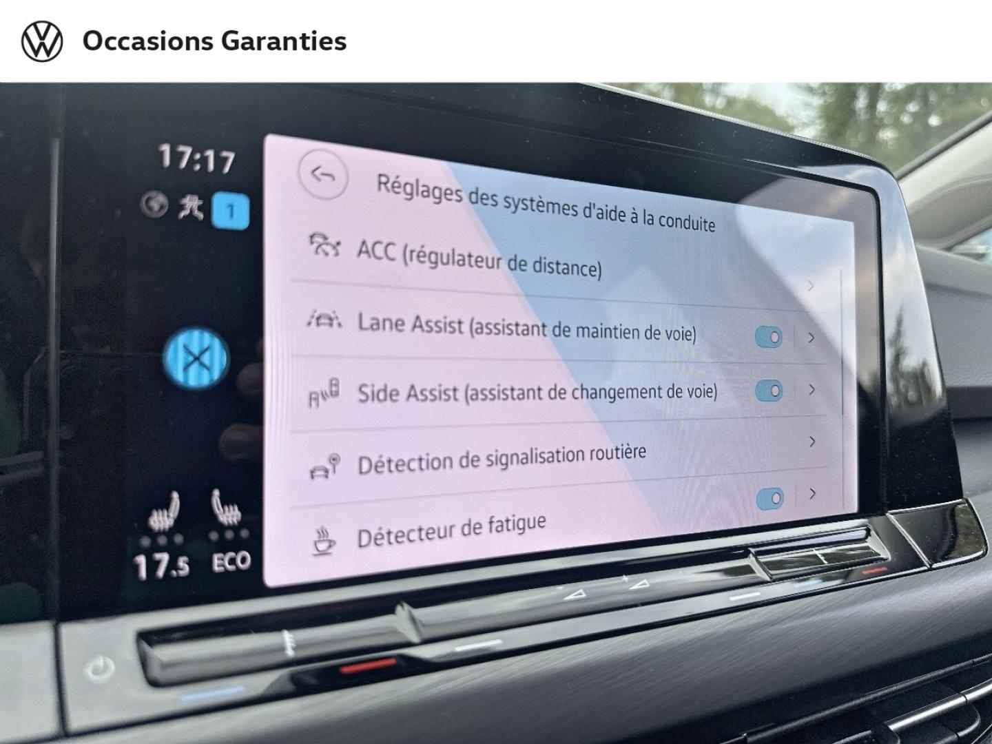 Voitures occasions VOLKSWAGEN GOLF Style Lens