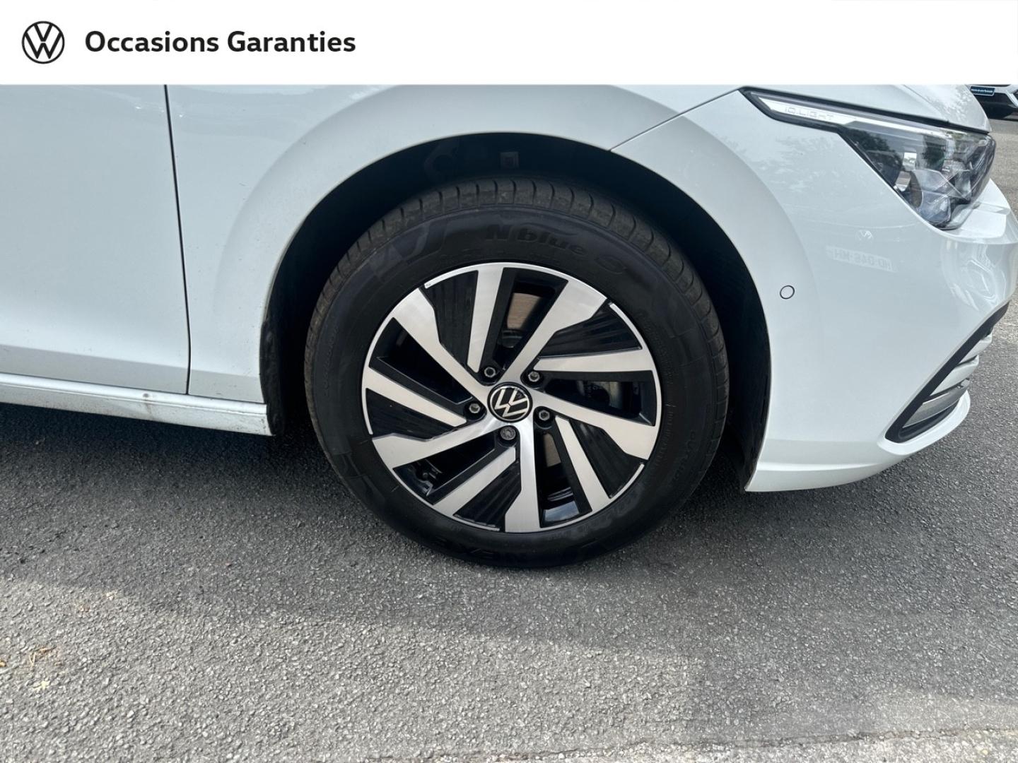 Voitures occasions VOLKSWAGEN GOLF Style Lens