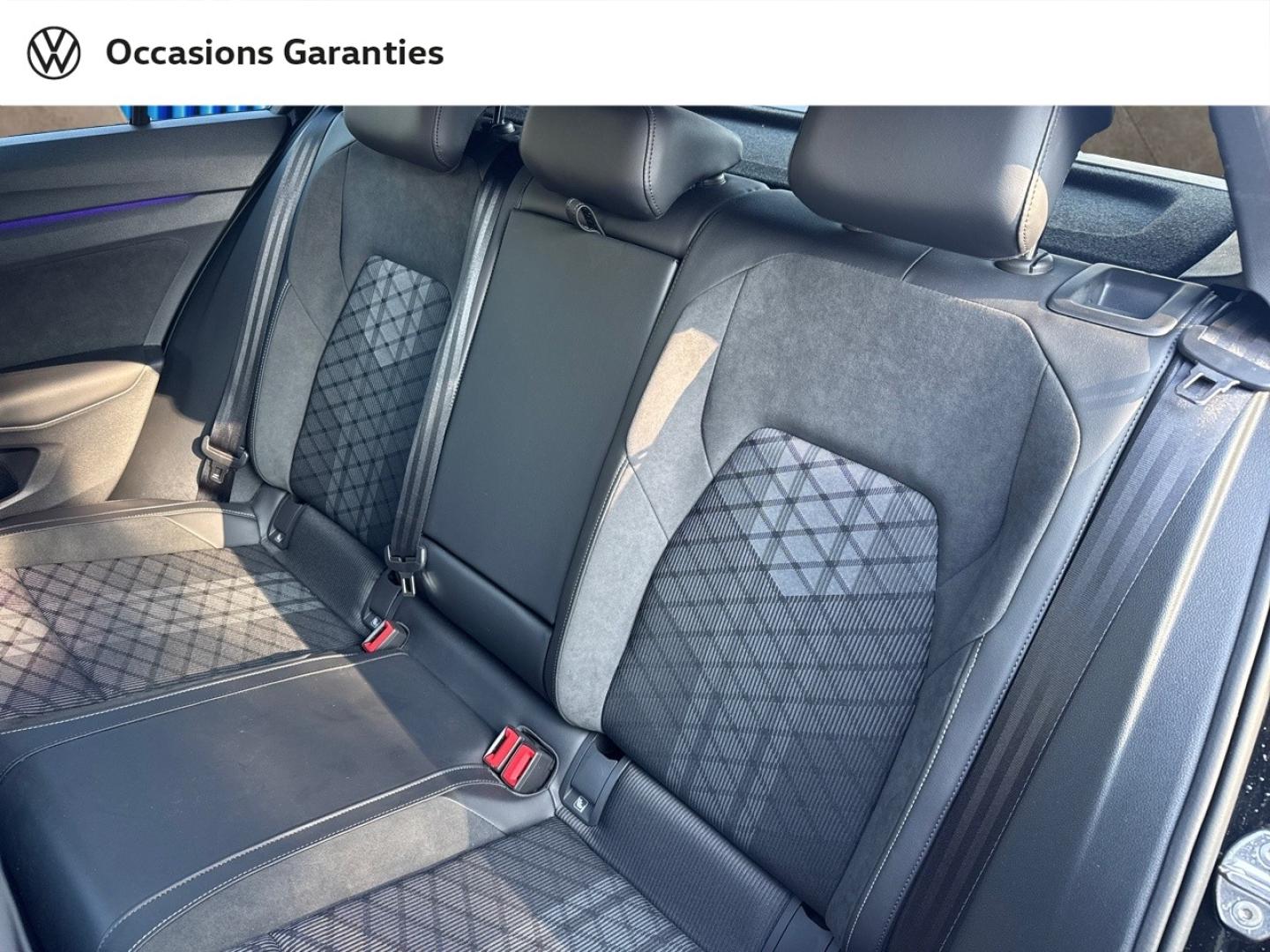 Voitures occasions VOLKSWAGEN GOLF R-Line Edition Lens
