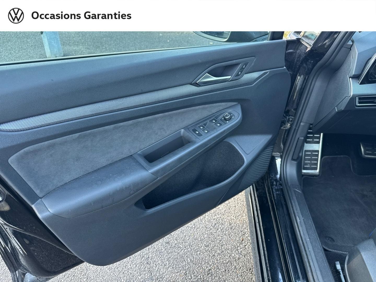 Voitures occasions VOLKSWAGEN GOLF R-Line Edition Lens