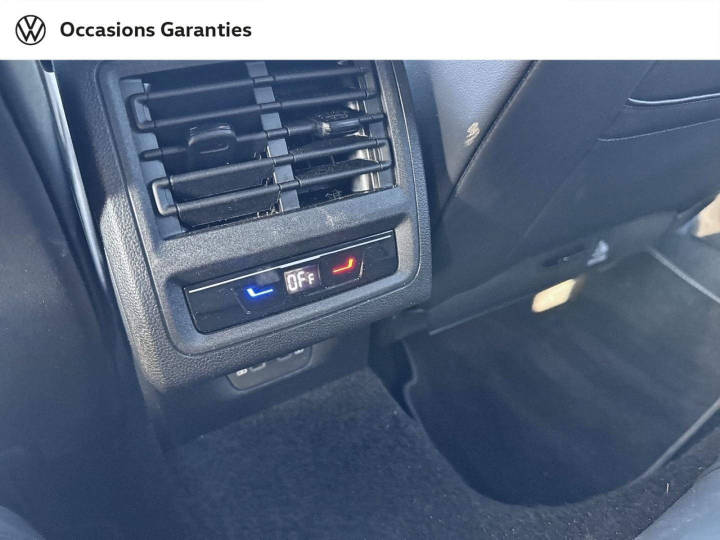 Voitures occasions VOLKSWAGEN GOLF R-Line Edition Lens