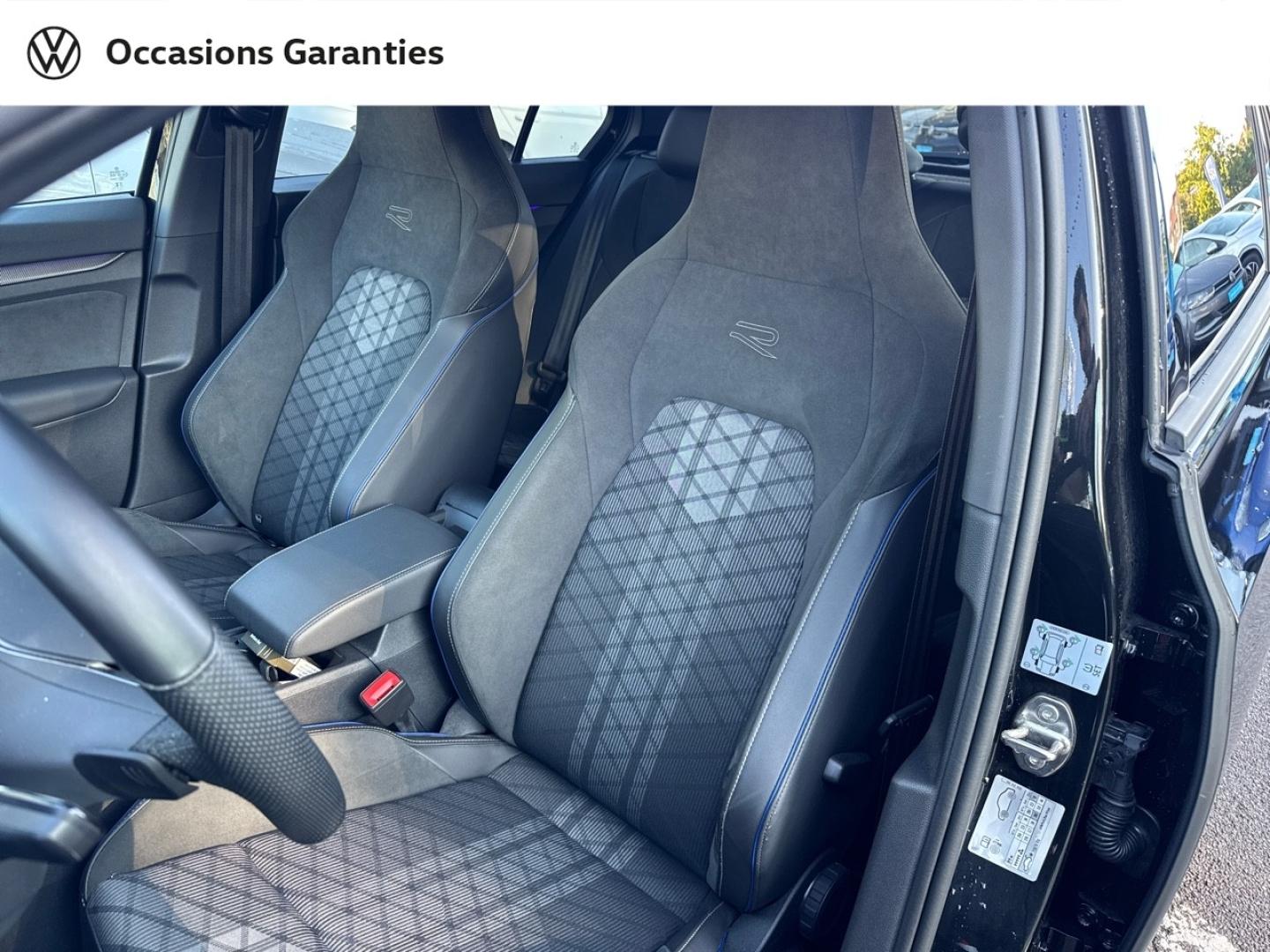 Voitures occasions VOLKSWAGEN GOLF R-Line Edition Lens