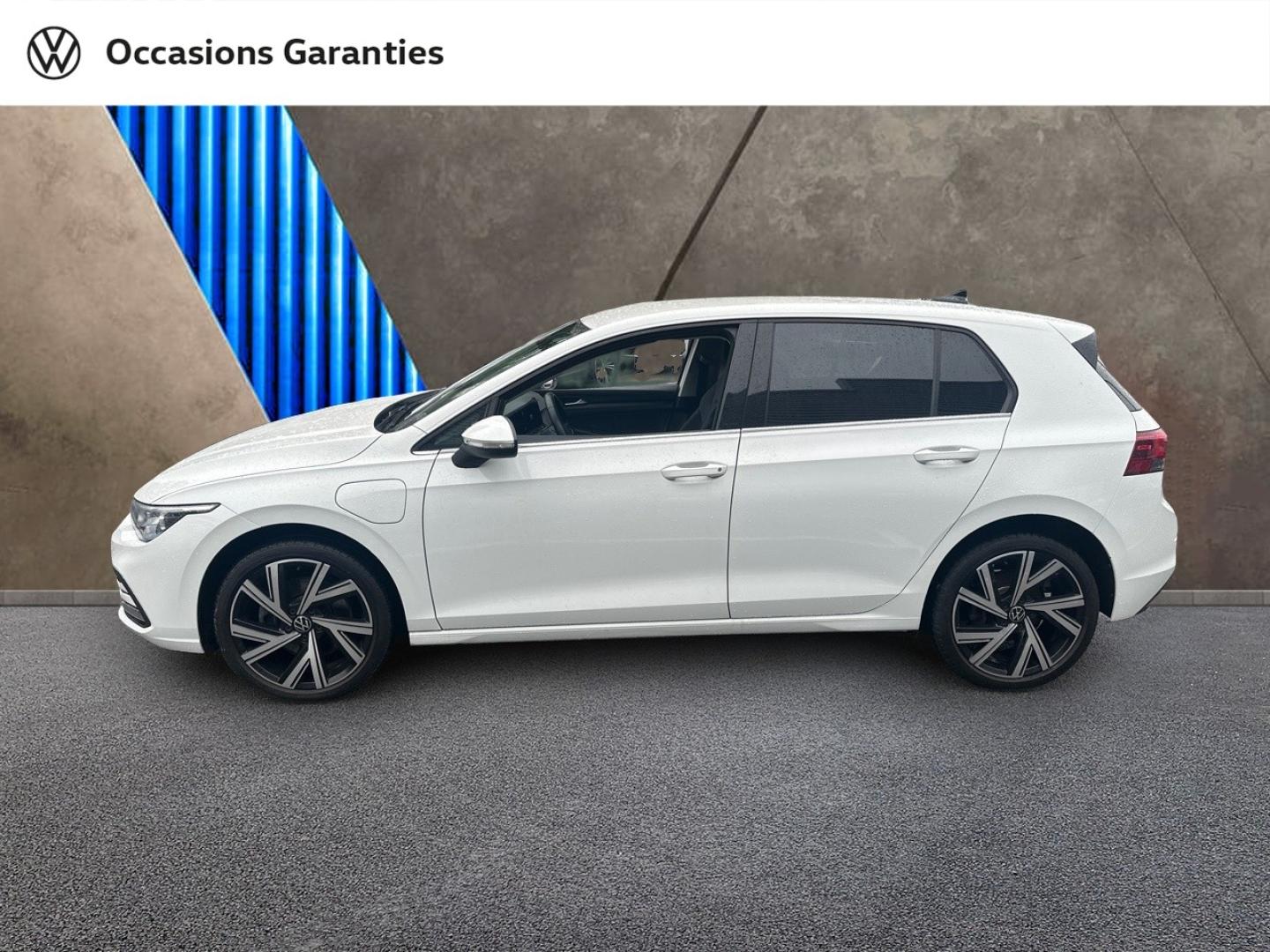 Voitures occasions VOLKSWAGEN GOLF Style Villeneuve-d'Ascq