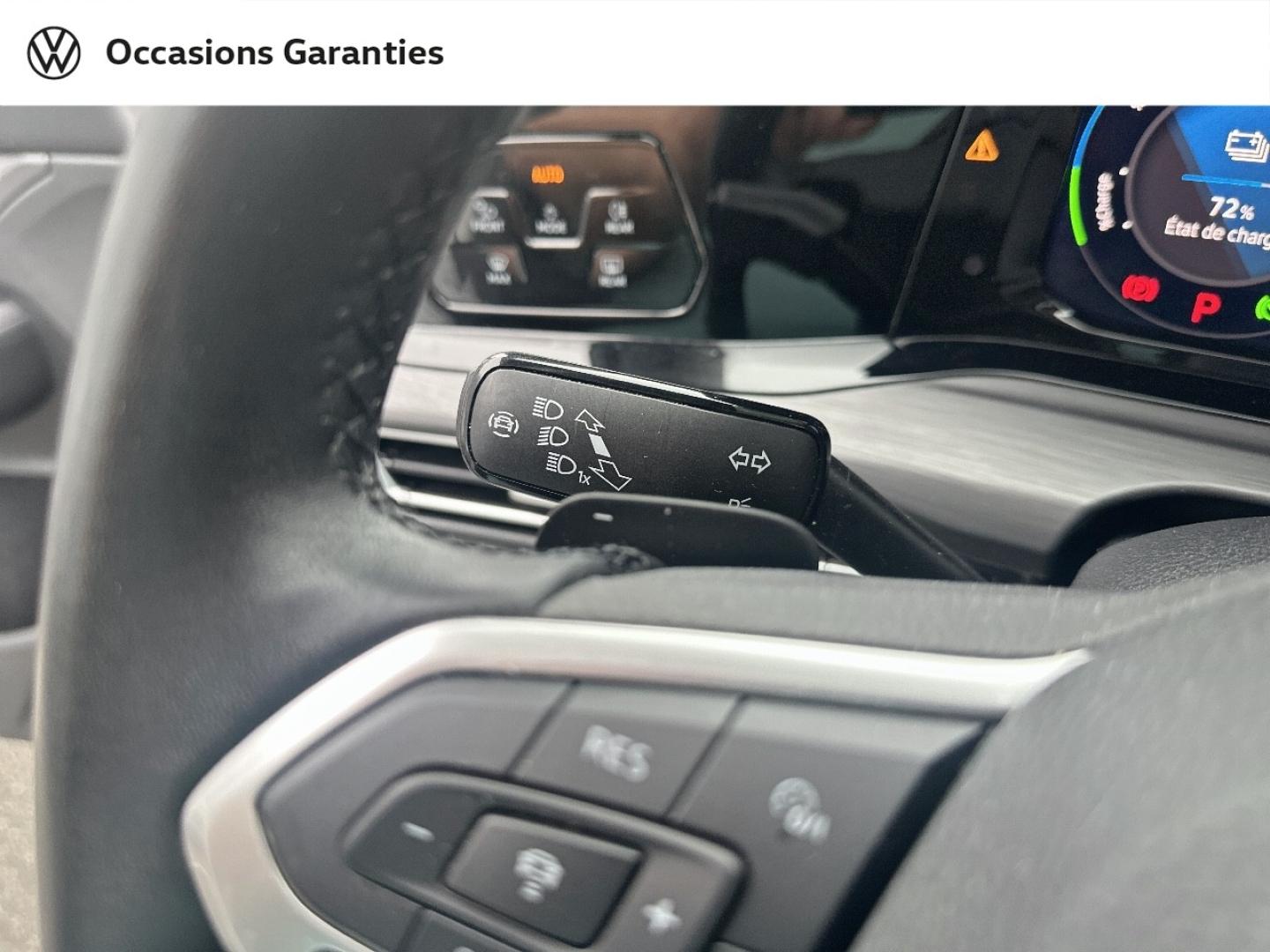 Voitures occasions VOLKSWAGEN GOLF Style Lens