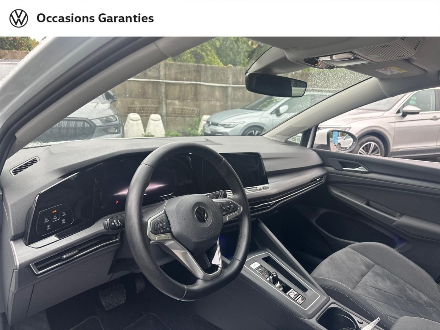 Voitures occasions VOLKSWAGEN GOLF Style Lens