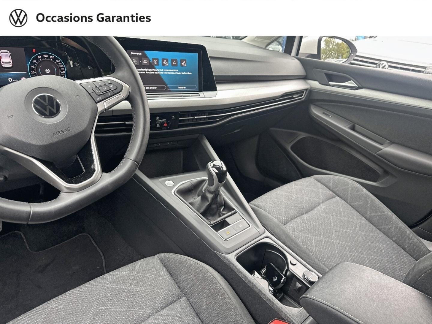 Voitures occasions VOLKSWAGEN GOLF Life Villeneuve-d'Ascq