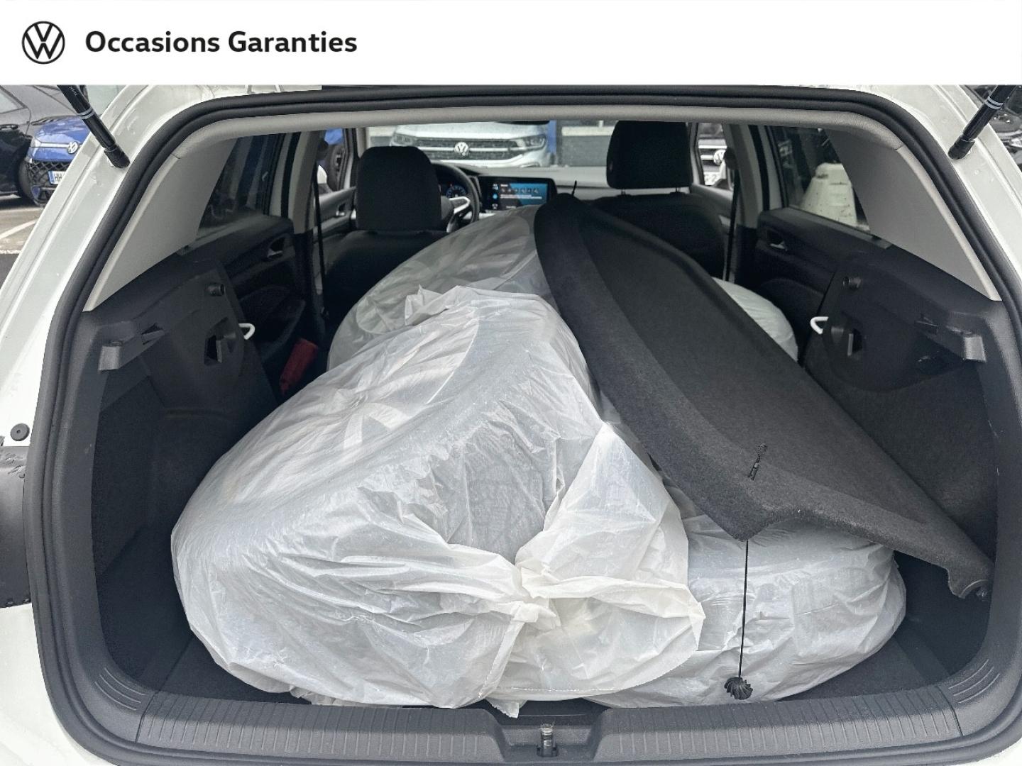 Voitures occasions VOLKSWAGEN GOLF Life Lens