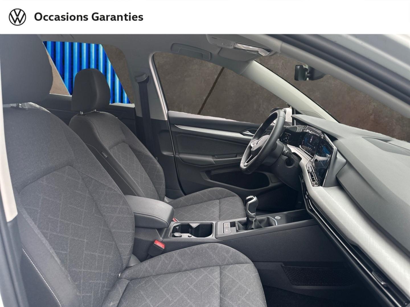 Voitures occasions VOLKSWAGEN GOLF Life Villeneuve-d'Ascq