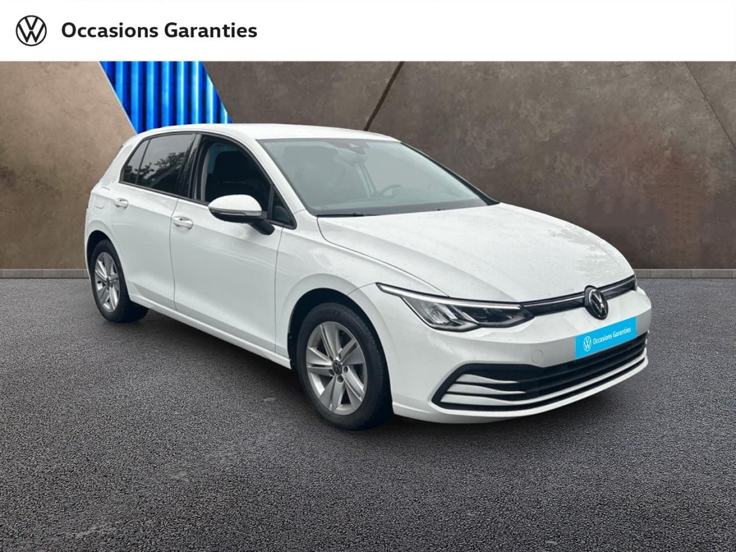 Voitures occasions VOLKSWAGEN GOLF Life Villeneuve-d'Ascq