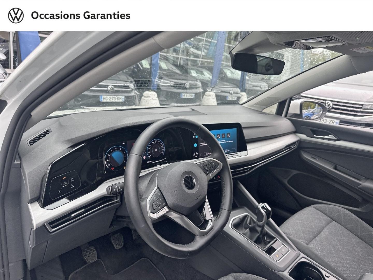 Voitures occasions VOLKSWAGEN GOLF Life Villeneuve-d'Ascq