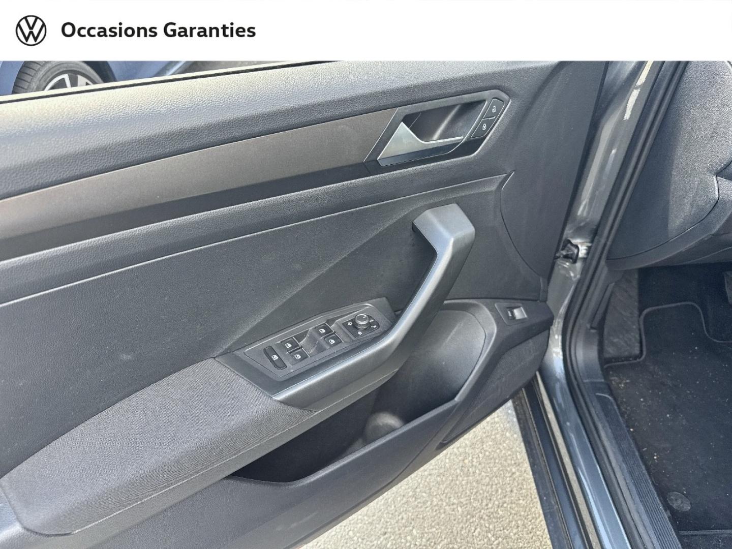 Voitures occasions VOLKSWAGEN T-ROC Lounge Villeneuve-d'Ascq