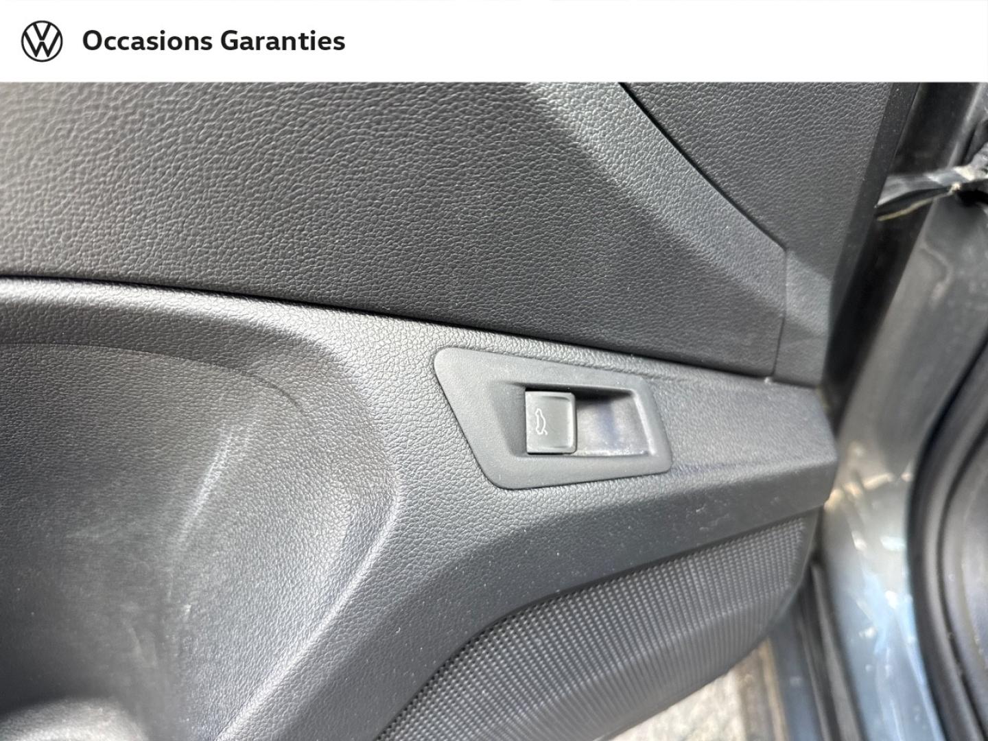 Voitures occasions VOLKSWAGEN T-ROC Lounge Villeneuve-d'Ascq