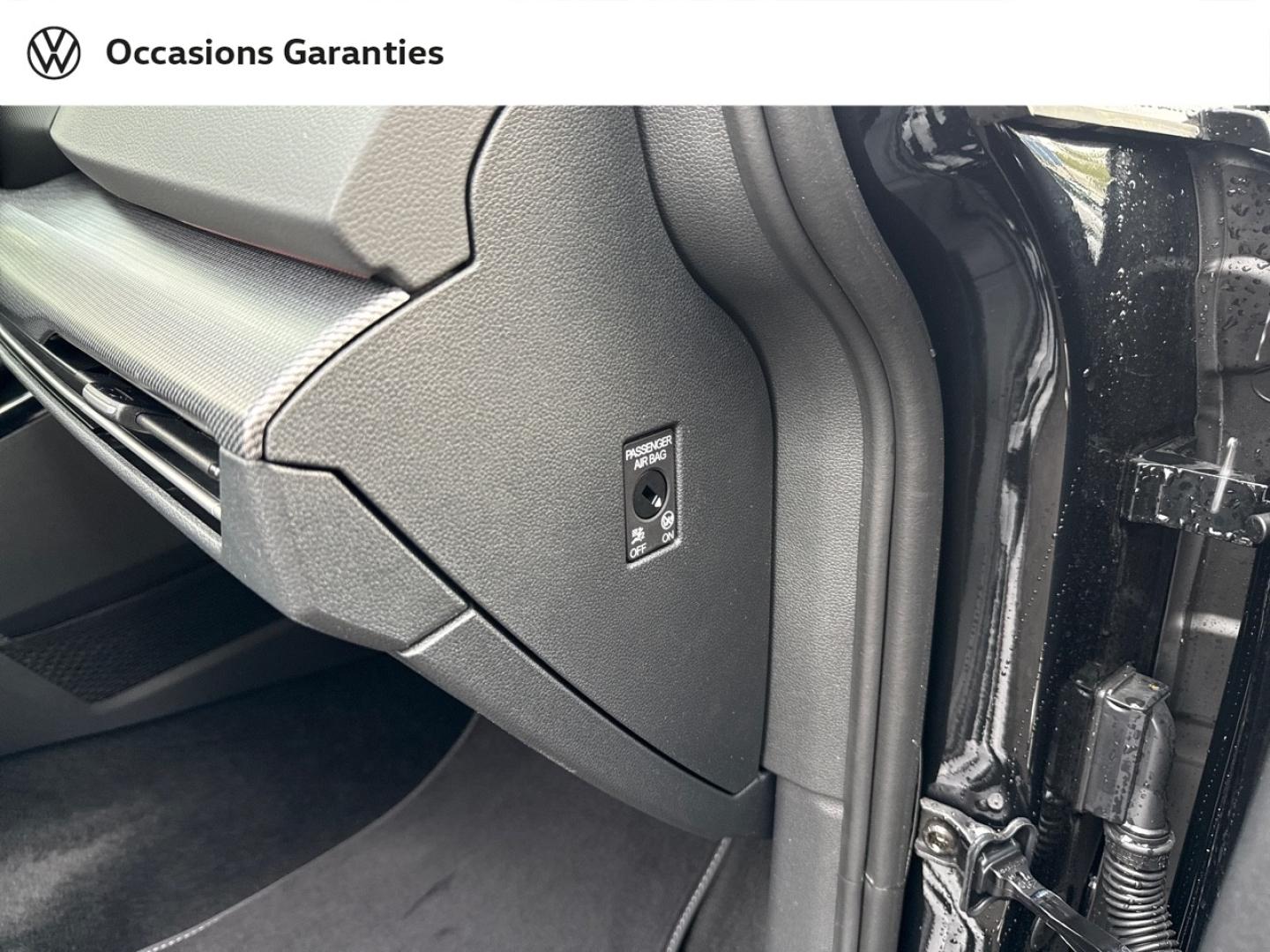 Voitures occasions VOLKSWAGEN GOLF R-Line Lens