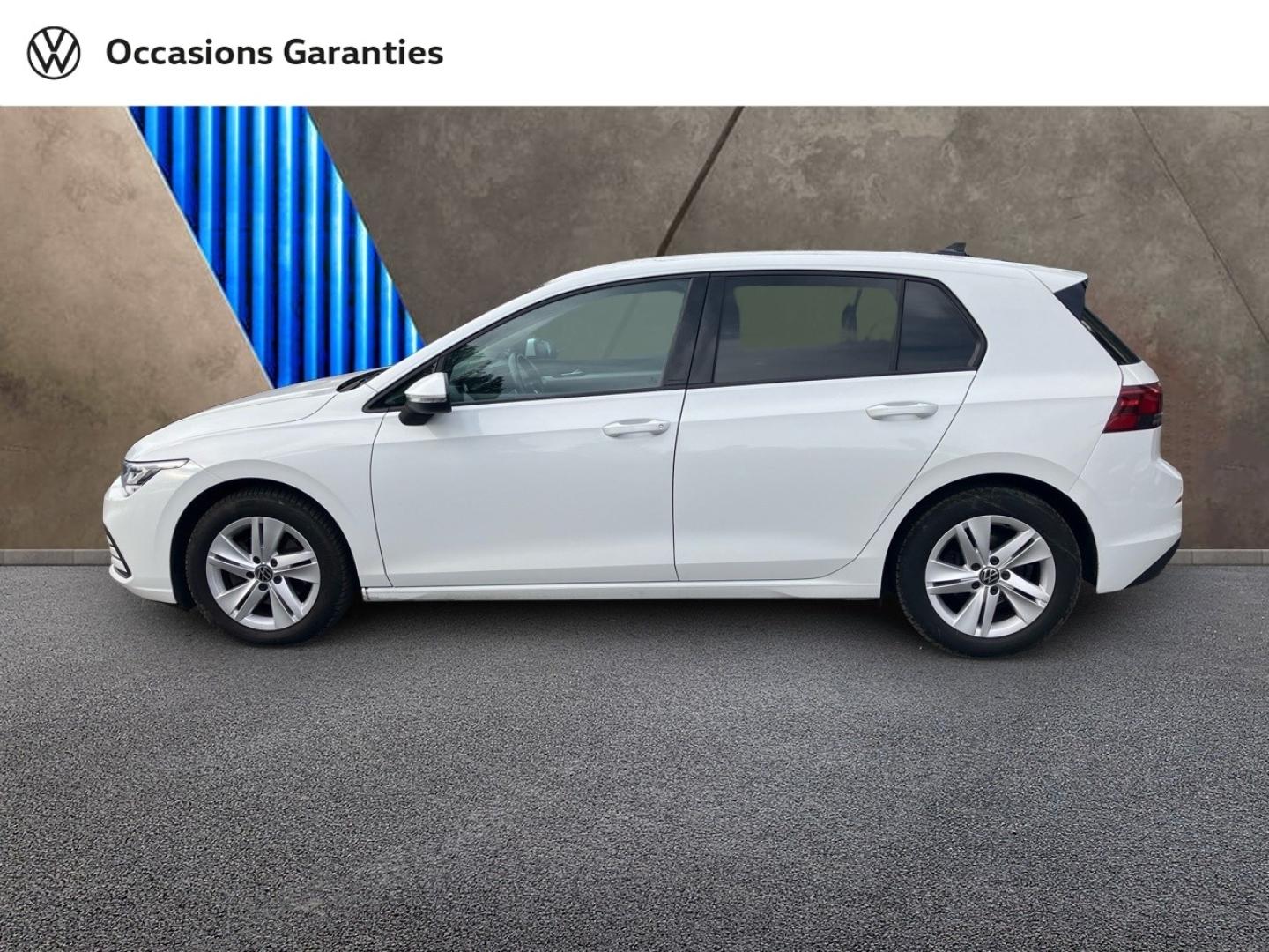 Voitures occasions VOLKSWAGEN GOLF Life 1st Villeneuve-d'Ascq