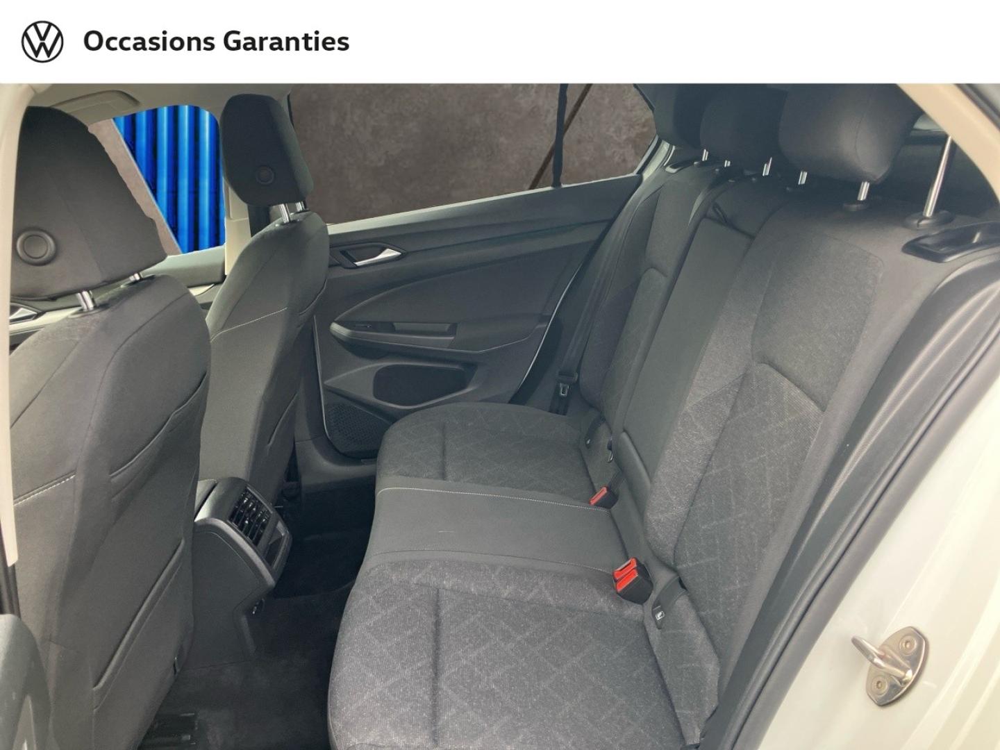 Voitures occasions VOLKSWAGEN GOLF Life 1st Villeneuve-d'Ascq