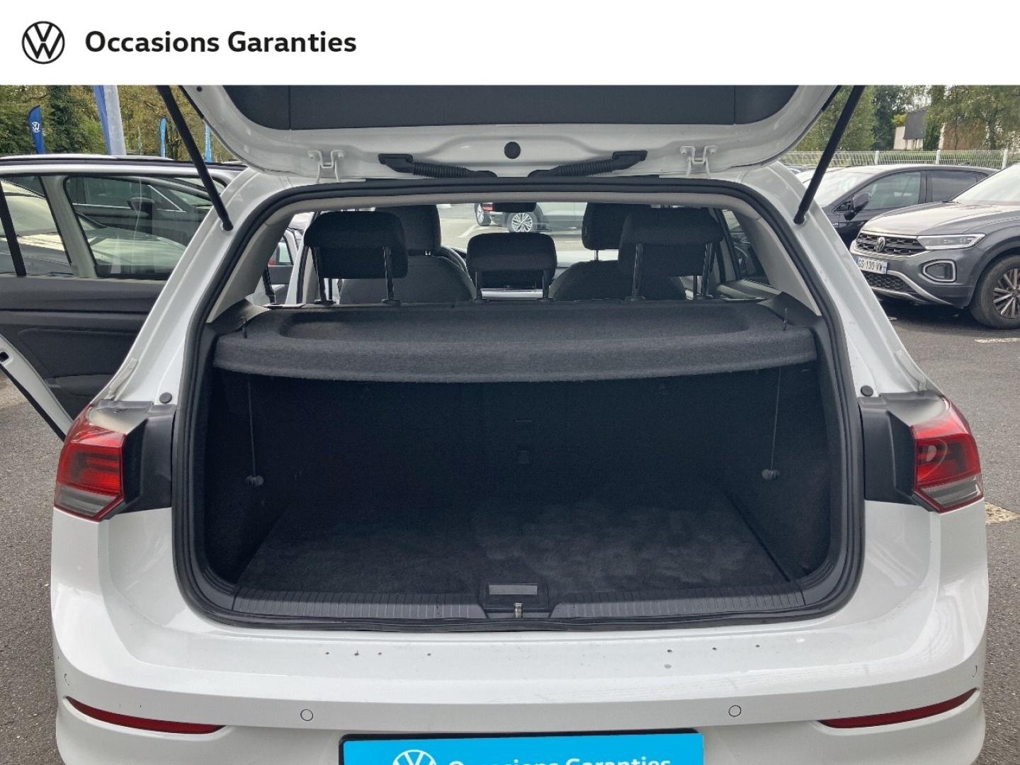 Voitures occasions VOLKSWAGEN GOLF Life 1st Villeneuve-d'Ascq