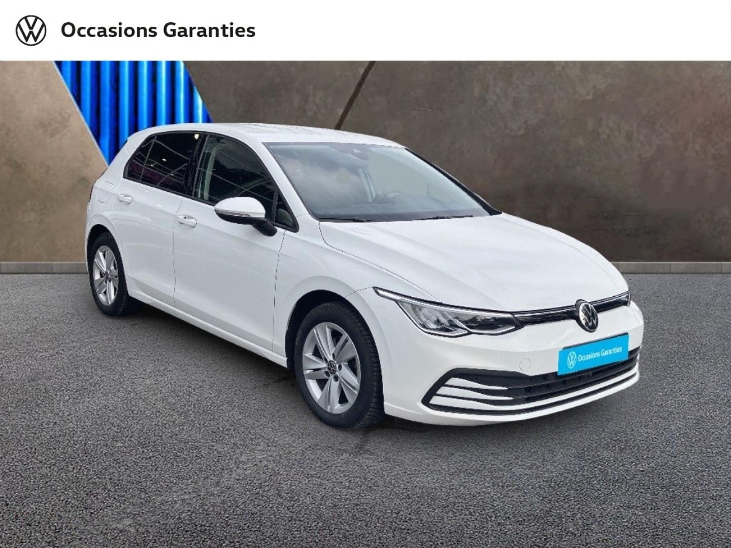 Voitures occasions VOLKSWAGEN GOLF Life 1st Villeneuve-d'Ascq