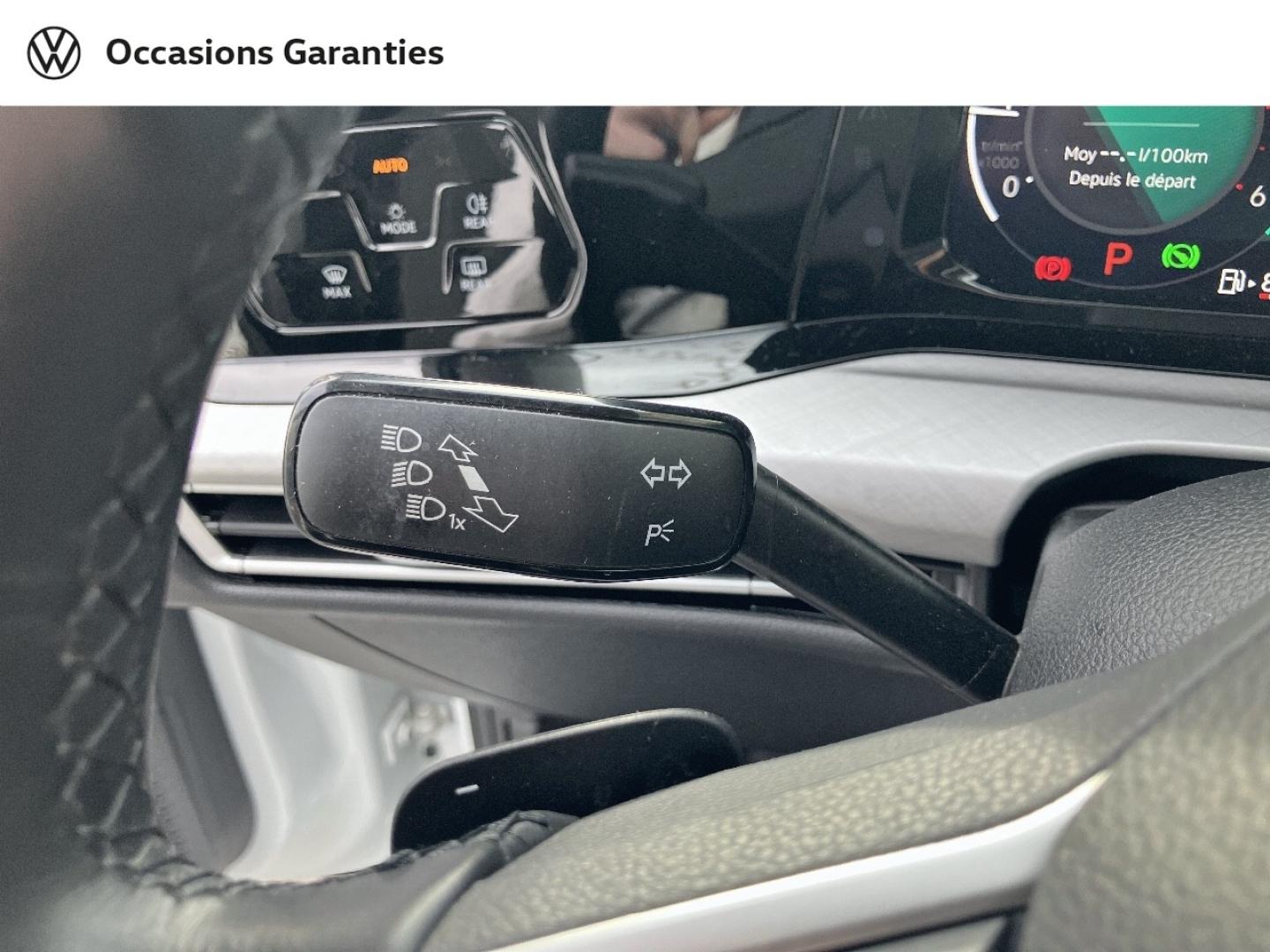 Voitures occasions VOLKSWAGEN GOLF Life 1st Villeneuve-d'Ascq