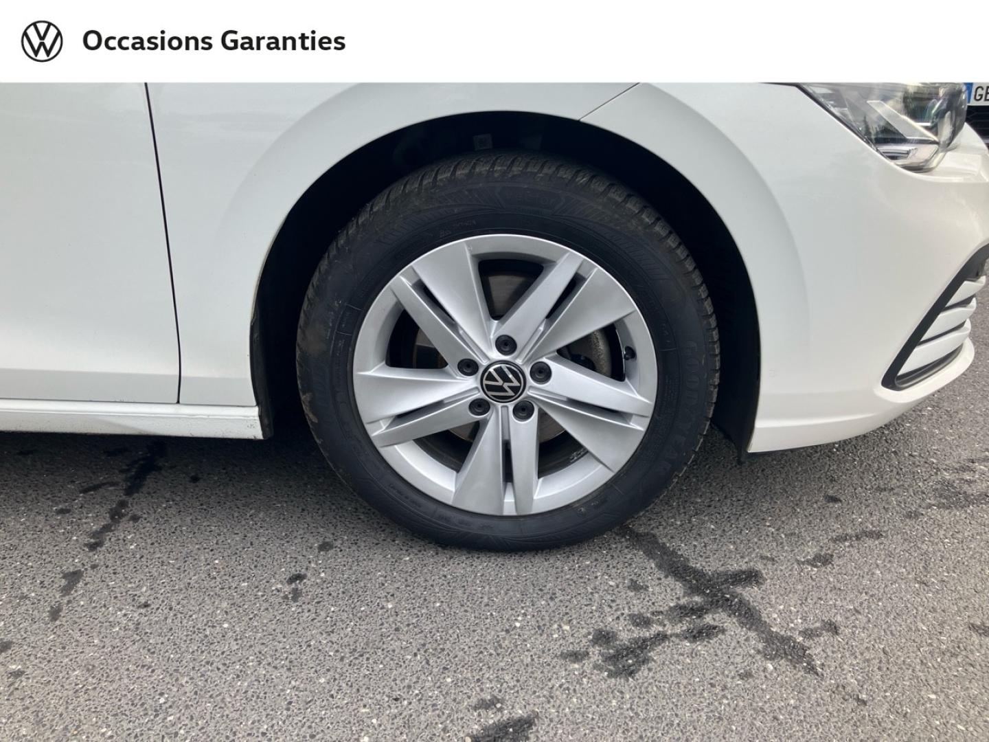 Voitures occasions VOLKSWAGEN GOLF Life 1st Villeneuve-d'Ascq