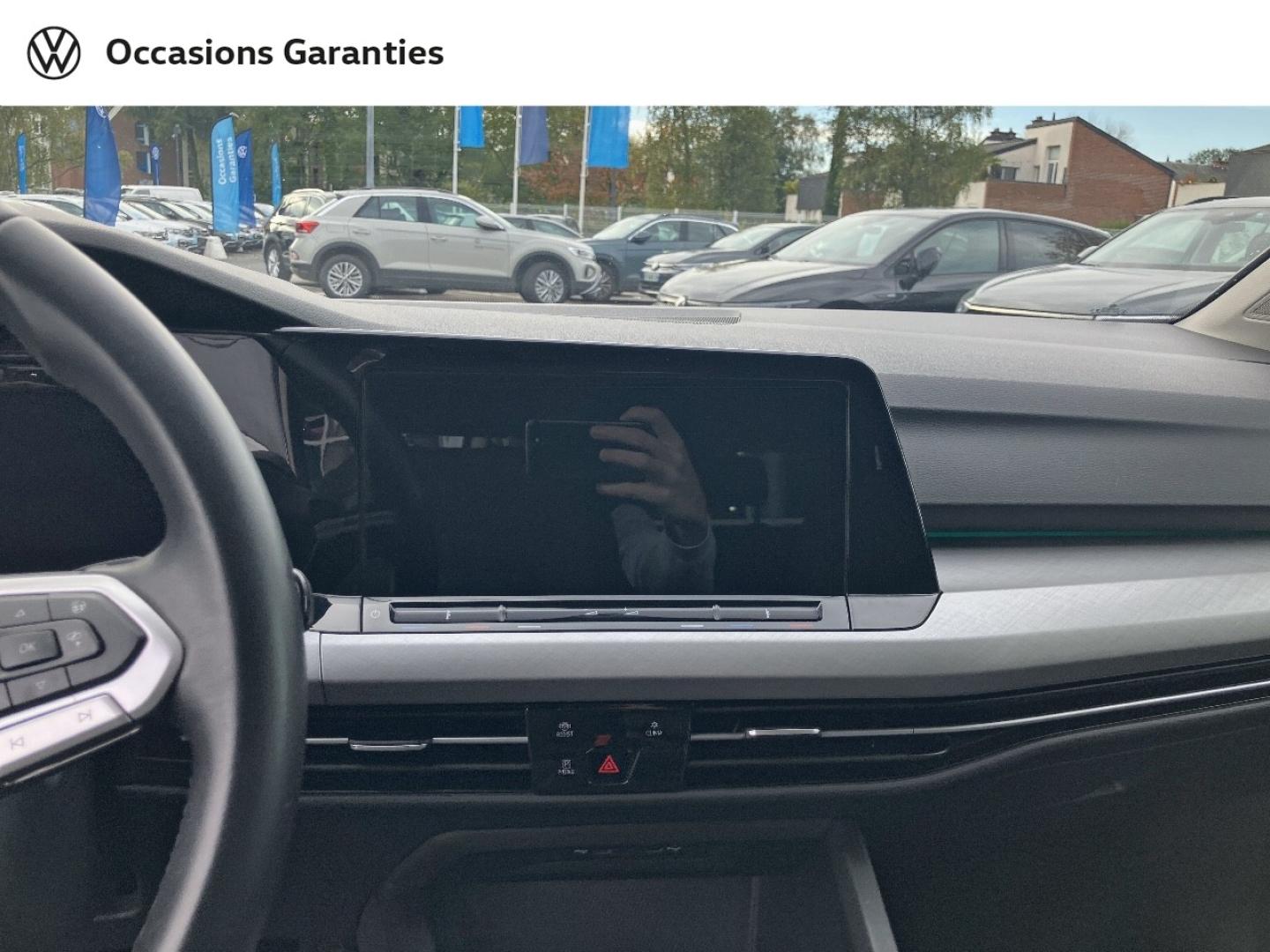 Voitures occasions VOLKSWAGEN GOLF Life 1st Villeneuve-d'Ascq