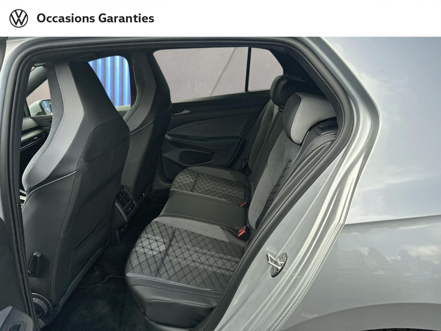 Voitures occasions VOLKSWAGEN GOLF R-Line Villeneuve-d'Ascq
