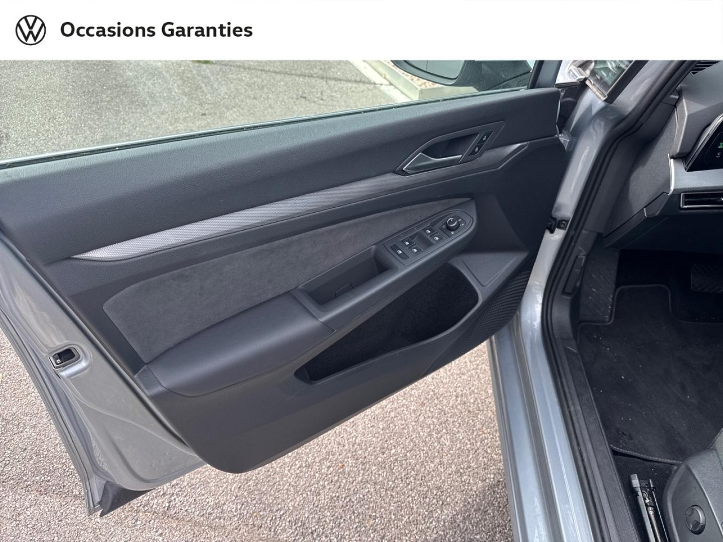 Voitures occasions VOLKSWAGEN GOLF Style Villeneuve-d'Ascq