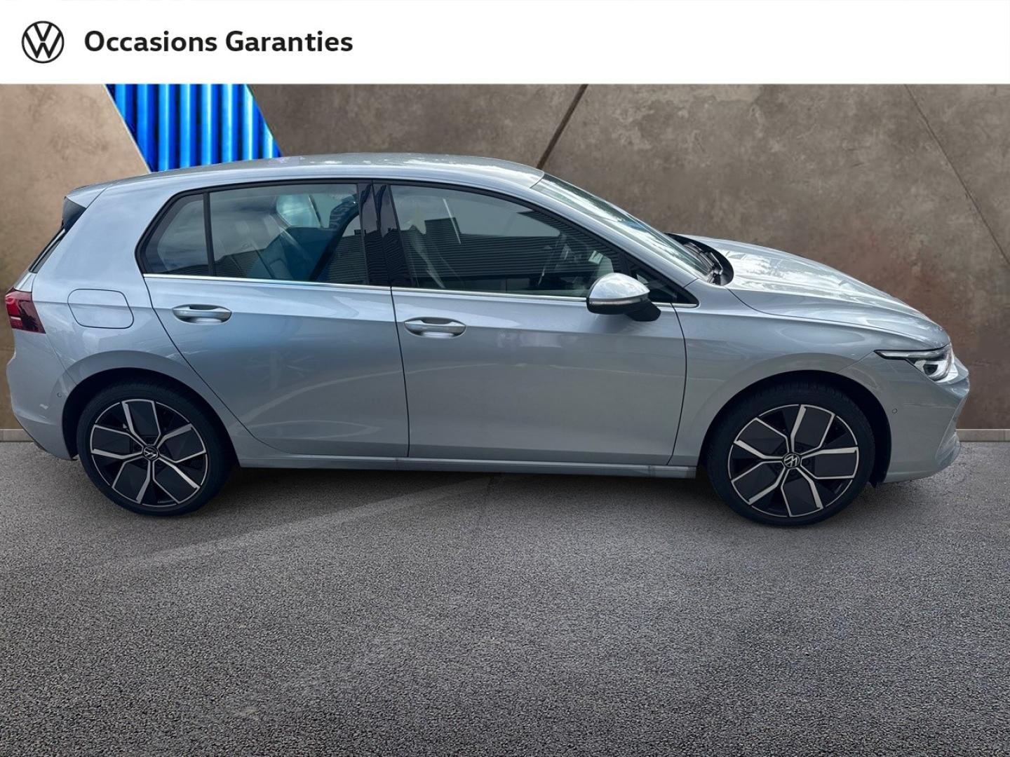 Voitures occasions VOLKSWAGEN GOLF Style Villeneuve-d'Ascq
