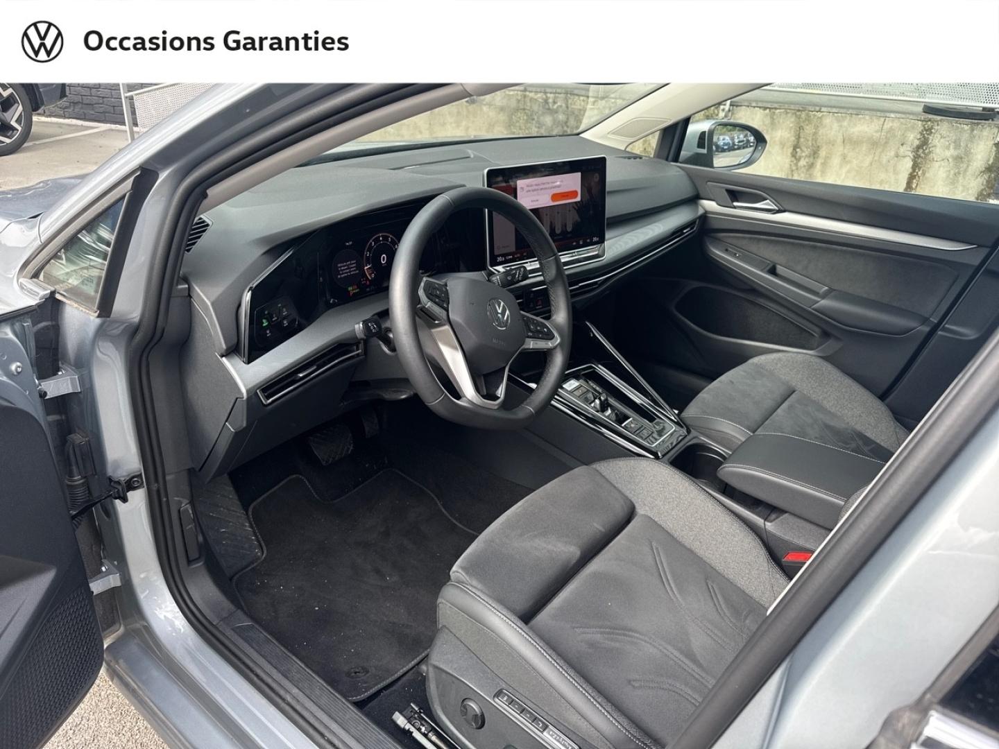 Voitures occasions VOLKSWAGEN GOLF Style Villeneuve-d'Ascq