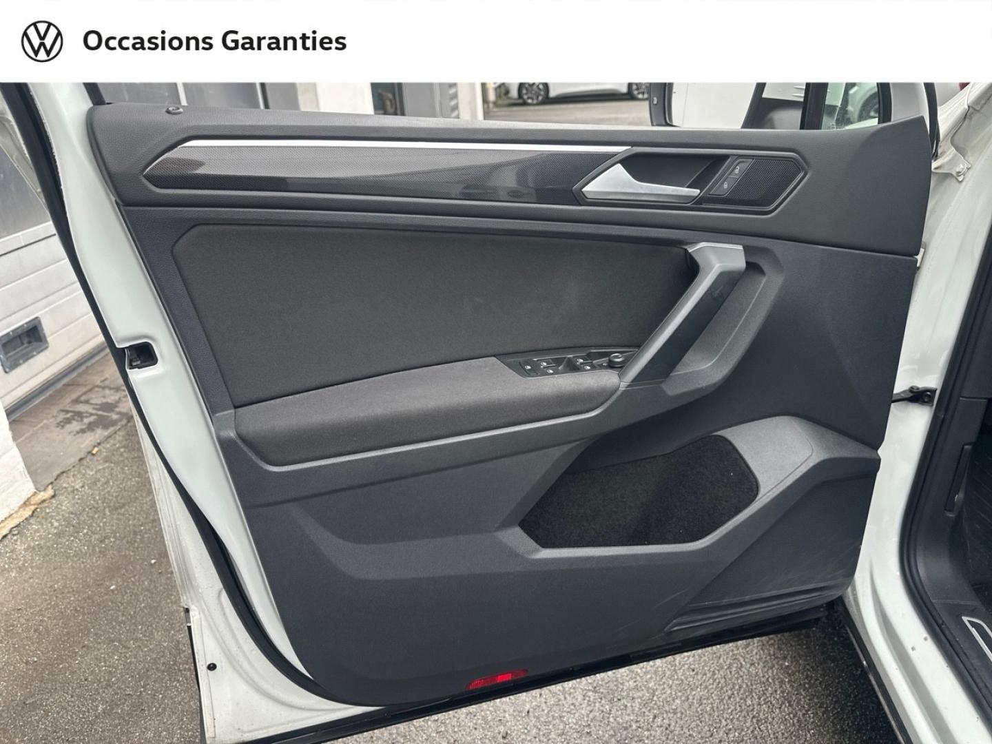 Voitures occasions VOLKSWAGEN TIGUAN Life Business Villeneuve-d'Ascq