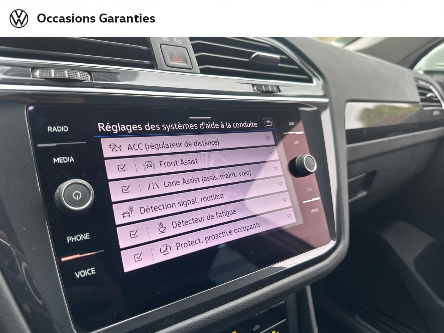 Voitures occasions VOLKSWAGEN TIGUAN Life Business Villeneuve-d'Ascq