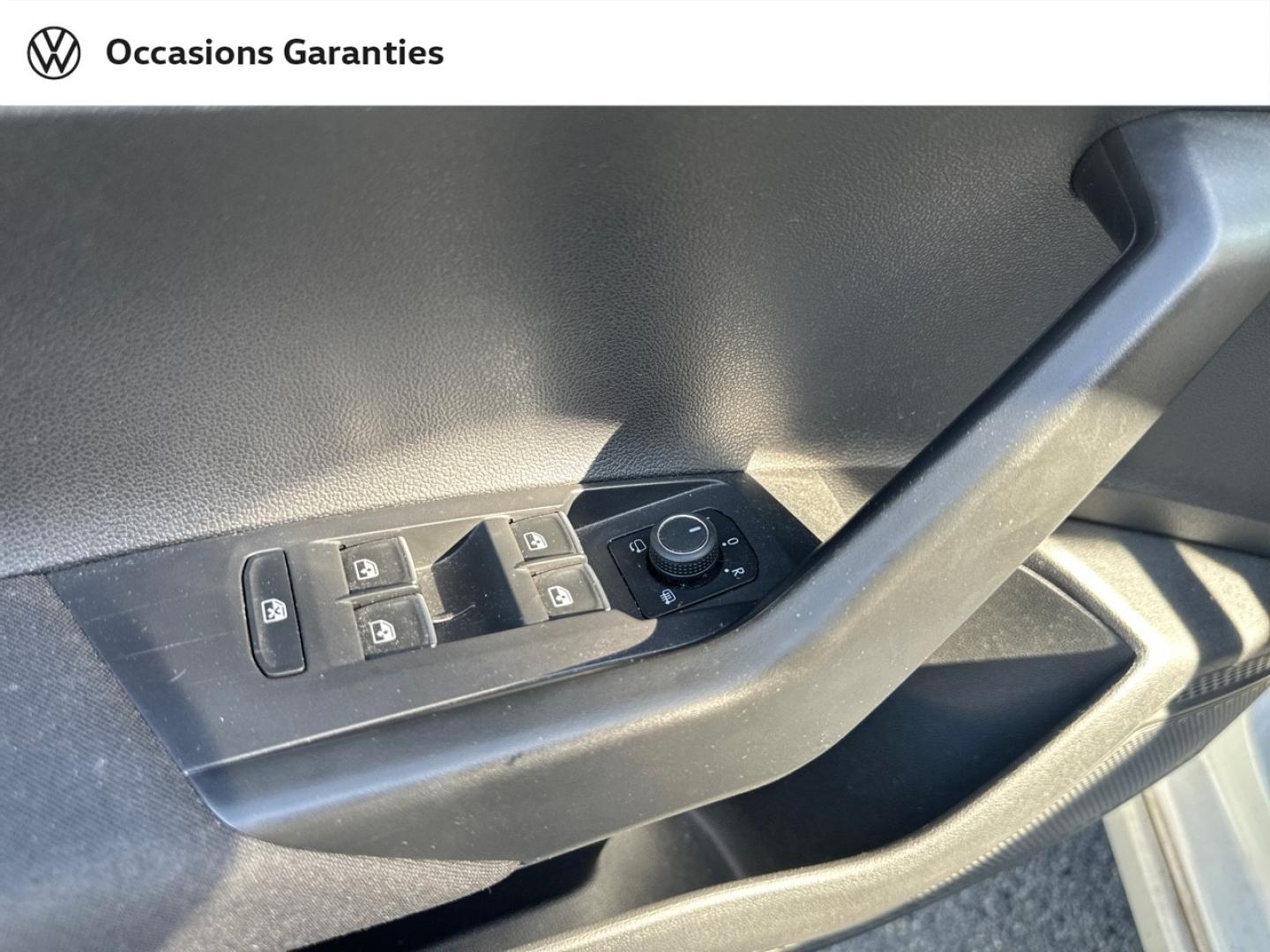 Voitures occasions VOLKSWAGEN TAIGO R-Line Lens