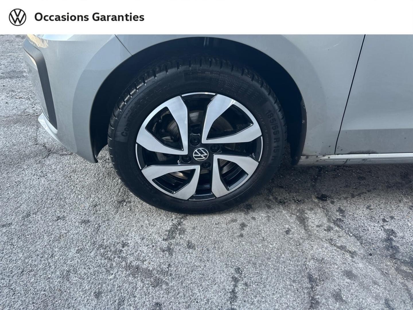 Voitures occasions VOLKSWAGEN up! Active Villeneuve-d'Ascq