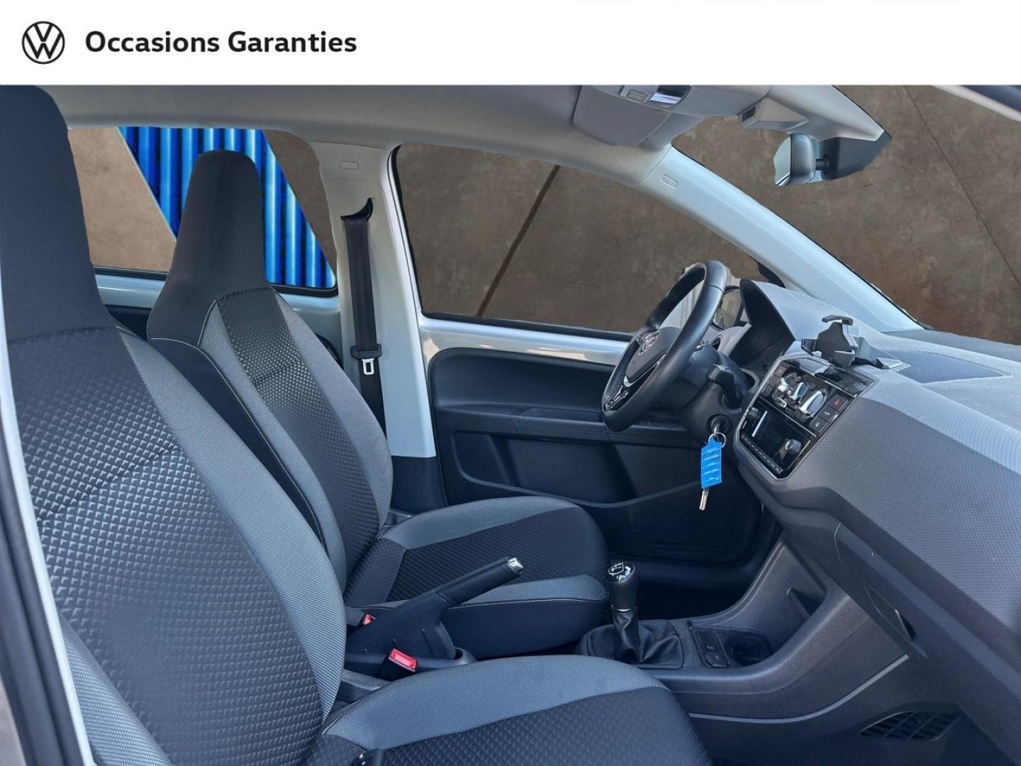 Voitures occasions VOLKSWAGEN up! Active Villeneuve-d'Ascq