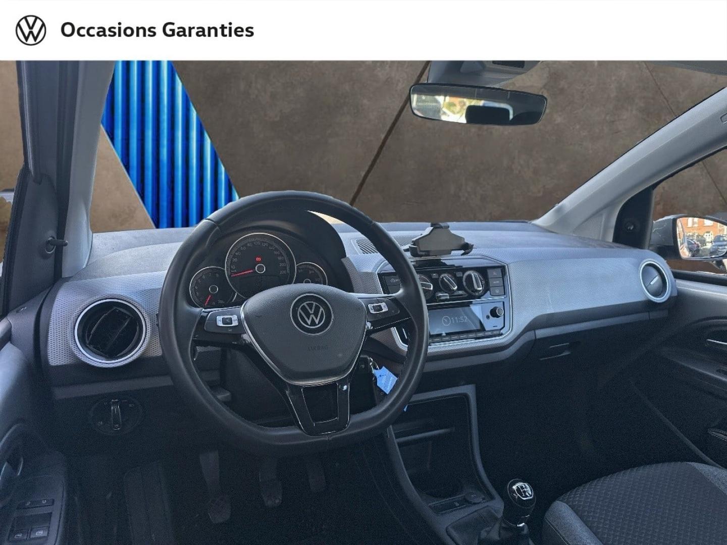 Voitures occasions VOLKSWAGEN up! Active Villeneuve-d'Ascq